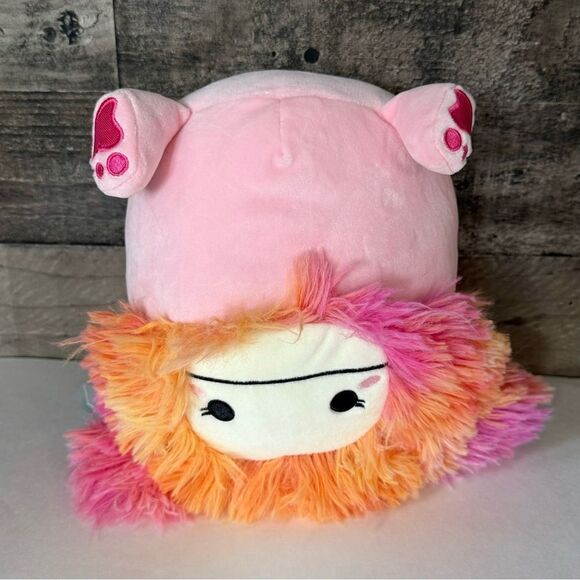 Caparinne the Pink Bigfoot Squishmallow 8” New with Tags Plushie Collectible - Picture 3 of 6